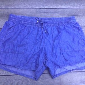 LIKE NEW Old Navy Chambray Shorts Size XL Comfy